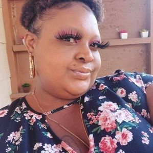 Meet your Posher, Sabrina